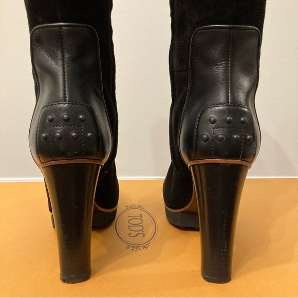 Tod’s Tall Suede boots - Picture 9 of 16